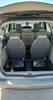 Renault Grand Scénic 2006, 1.9dci 85kw 7 miest - 8