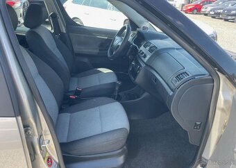 Škoda Roomster 1.4 16V benzín manuál 63 kw - 8