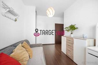 TARGETreal | Priestranný byt so záhradou a dvomi parkovacími - 8