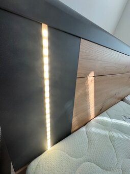 Predám kvalitnú posteľ 160x200cm + LED osvetlenie - TOP stav - 8