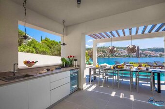 ☀Ciovo/Trogir(HR) - luxusná vila, s vyhrievaným bazénom - 8