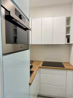 1-izbový byt s balkónom a garážovým státím, Poprad-Veľká - 8