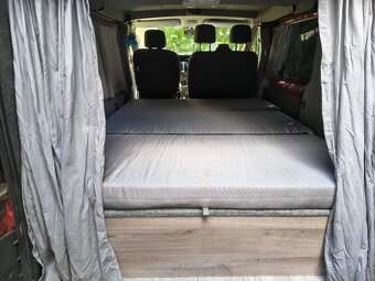 Autokaravan Opel Vivaro 1,9 dti - 8