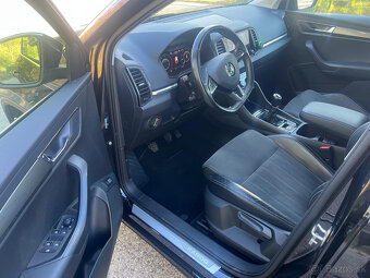 Škoda Karoq Alcantara 85kw polokoža plna vybava - 8