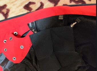 Dámska tepla lyžiarska bunda značka Killtec vel. 40 - 8