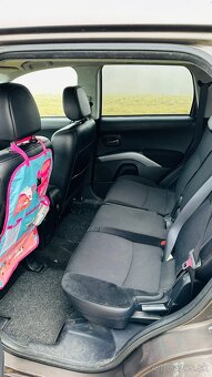 Predám Mitsubushi Outlander 2,2 diesel - 8