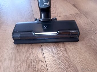 Electrolux umtimate 700 - 8