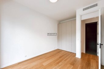 Exkluzívny 3 izbový byt s terasou v projekte UNIQ Majakovské - 8