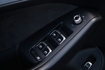 Audi SQ5 BiTDi QUATTRO - 8