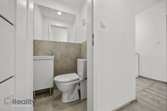 PLUS REALITY | Slnečný 3-izbový byt v BA-Ružinov na predaj - 8