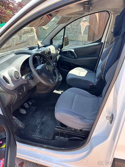 CITROËN BERLINGO 1.6HDI - 8
