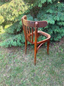 Drevená stolička Thonet - 8