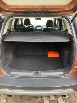 Ford Kuga - 8