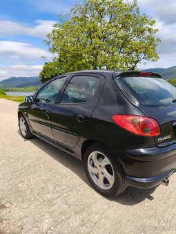 Peugeot 206 1.6 Benzín, Automat , 117 000km , Nová STK - 8