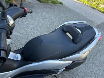 Yamaha XMAX 300 - 8