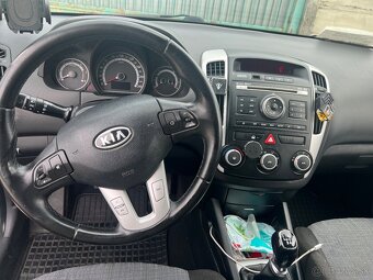 Kia ceed 2010 1.6 crdi - 8