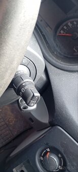 Renault Clio - 8