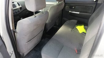 TOYOTA HILUX - NA PREDAJ / NA SPLÁTKY - 8