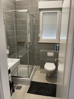 Apartmán v Chorvátsku pri Splite 100 metrov od mora. - 8