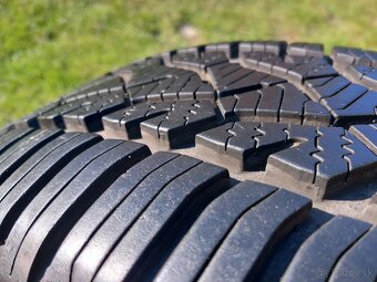 205/55 r16 celoročne pneumatiky - 8