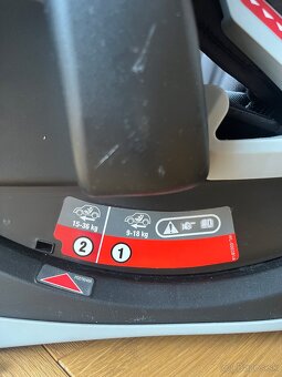 autosedacka graco 9-36kg - 8