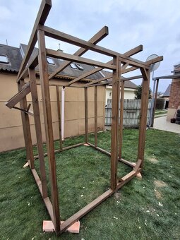 Predám drevenú konštrukciu - 8