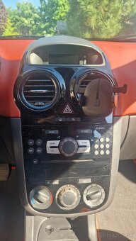 Opel Corsa - Automat - 8