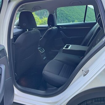 Škoda Octavia Scout 2.0 TDi 110kw 4x4 - 8