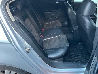 Volkswagen Passat B6 - 8