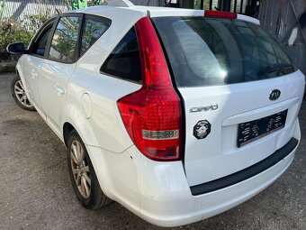 predam diely na kia ceed sw facelift 1.6 crdi 85kw 2010 pred - 8