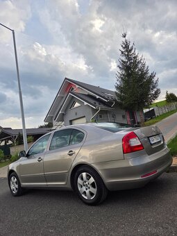 Škoda Octavia 1.6TDI DSG - 8