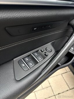 BMW 530d xDrive M Sport sedan - 8