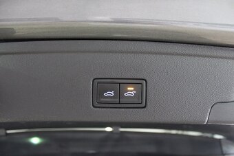 Volkswagen Touareg 3.0 V6 TDI SCR R-Line 4Motion - 8