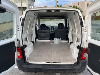 Citroen Berlingo 1.6 hdi - 8