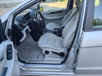Mercedes-Benz A trieda 200 CDI Elegance Autotronic - 8