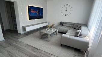 NA PREDAJ: 7izbový exkluzívny rodinný dom - Cífer - 8