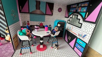 veľký domček LOL, ako nový - 8