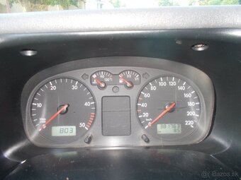 VW Transporter T4 2,5 TDI - 8