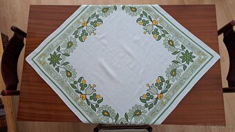 Farebné obrusy s potlačou - 8