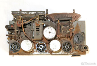 Elektrónkové bakelitové rádio Tesla Talisman 306U - 8