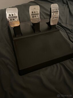 Thrustmaster T300 - 8