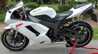Kawasaki Ninja ZX-6R - 8