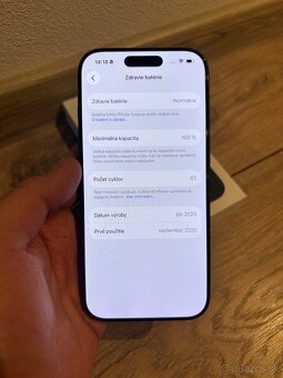 Apple iPhone 17 256gb Black - 8