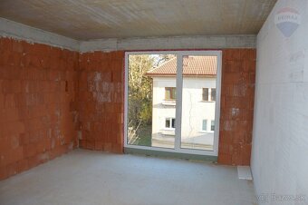 Predaj rozostavaný bytový dom/podnikateľská budova Nitra cen - 8