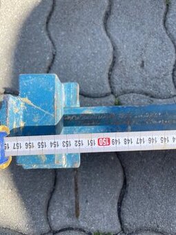Predám staršie stolárske svorky - 2ks 205 cm, 1ks 154 cm - 8