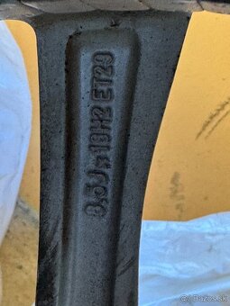 Elektróny Audi R18 225/40 R18 - 8