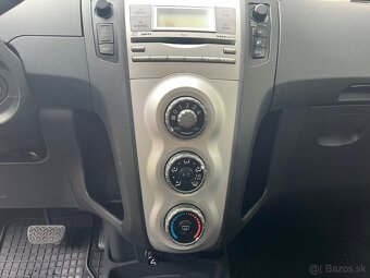 Toyota Yaris - 8