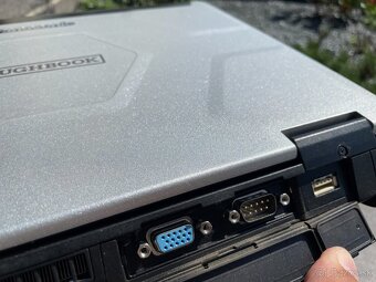 vojenský Panasonic CF-54 - 6.gen CPU / COM port / 4G LTE - 8