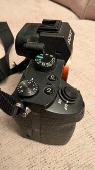Predám Sony A7 II + obj. Tamron 35/2,8 - 8