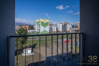 Krásny, zariadený apartmán v podhorskom meste Svit - 8